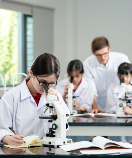 loi-ich-hoc-stem-cho-tre-em-thoi-dai-so